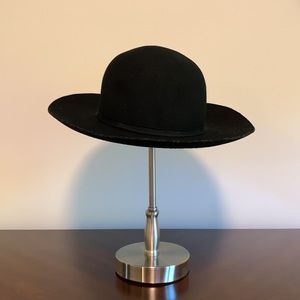 GAP Women's brimmed wool hat